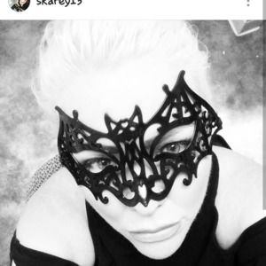 Meet your Posher, Karey